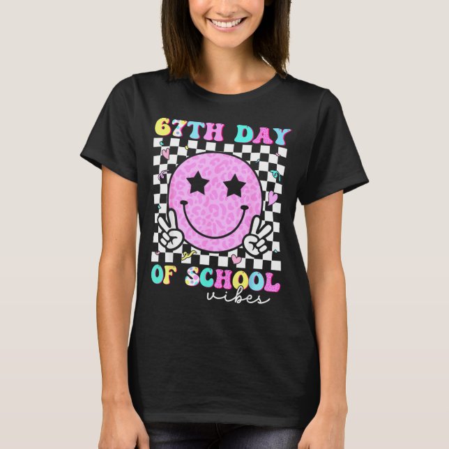 Camiseta 67th Day Of School Vibes Smile Face 67 Six Seven M (Frente)