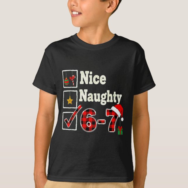 Camiseta 6-7 Meme Nice Naughty 67 Christmas Brain Rot Funny (Frente)