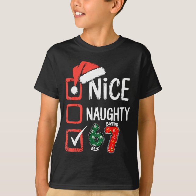 Camiseta 6-7 Meme Nice Naughty 67 Christmas Brain Rot Funny (Frente)