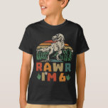 Camiseta 6 Birthday Dinossaur T Rex Rawr Eu tenho 6 para ra<br><div class="desc">Um bom design de aniversário de 6 com um dinossauro t rex que diz "Rawr I'm 6" para filho,  neto,  ter seis anos de idade e qualquer jovem paleontólogo que ame dinossauros.</div>