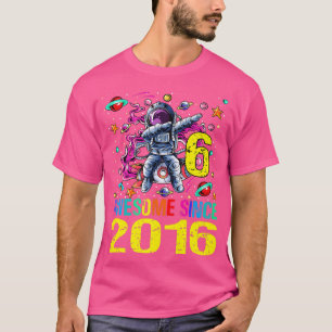 Camiseta 6 Incrível Desde 2016 Astronaut 6 no Espaço de Ani