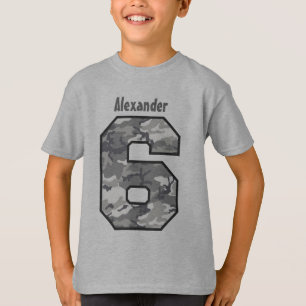 Camiseta 6o Menino Camo do aniversário seis nomes feitos