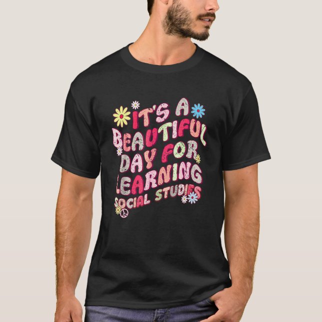 Camiseta 70s It's A Beautiful Day For Learning Social Studi (Frente)