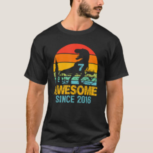 Camiseta 7 de Aniversário De 7 Anos Dinossauro Incrível Des