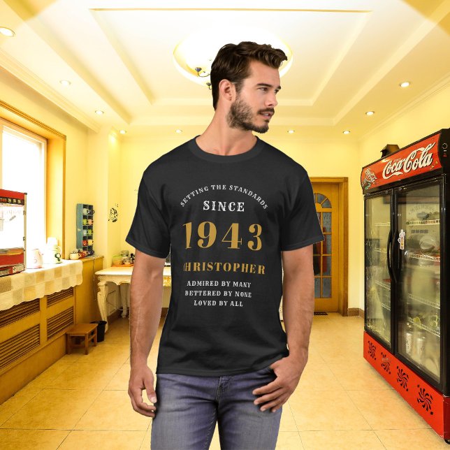 Camiseta 80 Aniversário Nascer 1943 Preto Adicione Seu Nome (Criador carregado)