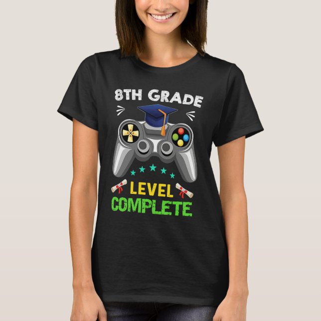 Camiseta 8th Grade Graduation Level Complete Gamer 2022 (Frente)