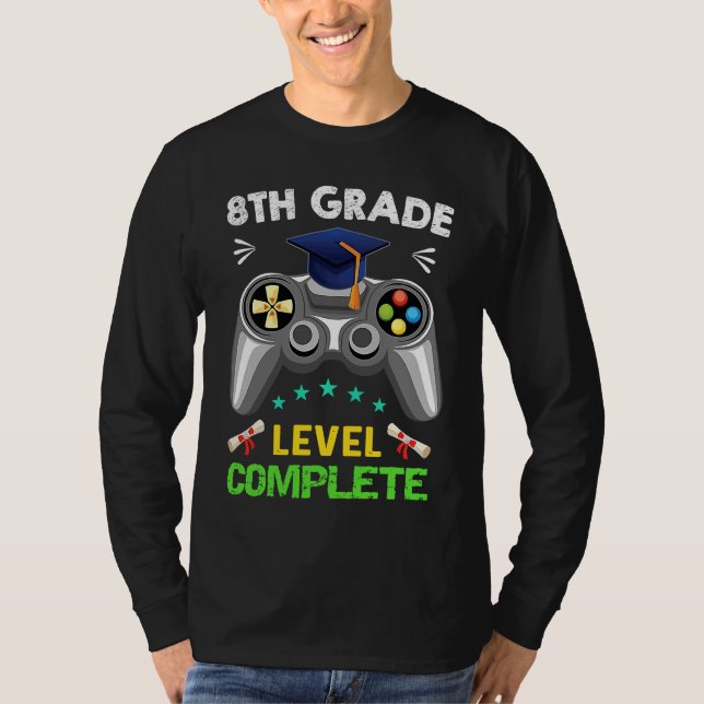 Camiseta 8th Grade Graduation Level Complete Gamer 2022 (Frente)