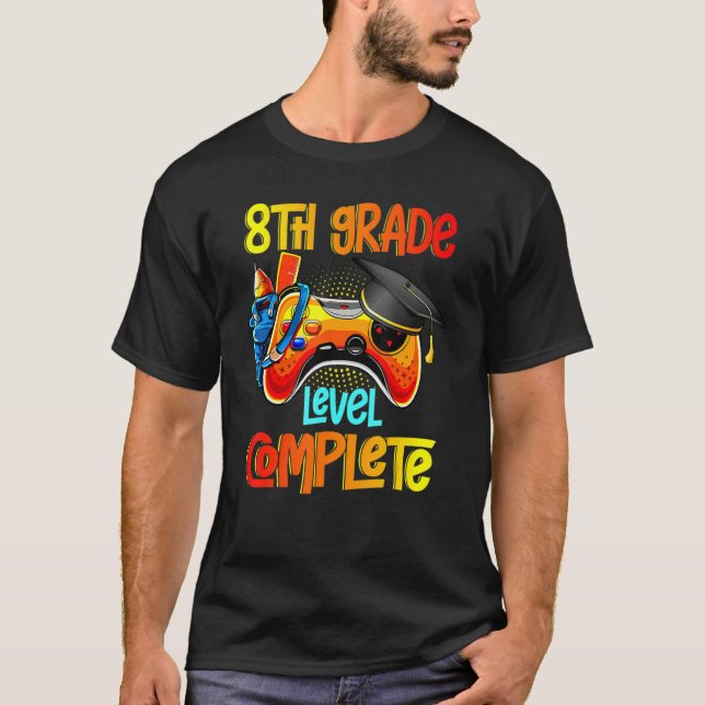 Camiseta 8th Grade Level Complete Gamer Class Of 2022 Gradu (Frente)