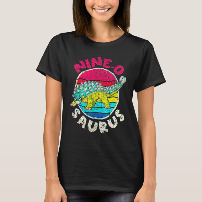 Camiseta 9º Aniversário Nove O Surus I Ankylosaurus I Famil (Frente)