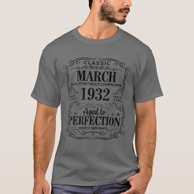 Camiseta 90 Aniversário Perfeição De Presente Com Idade Mar (Frente)
