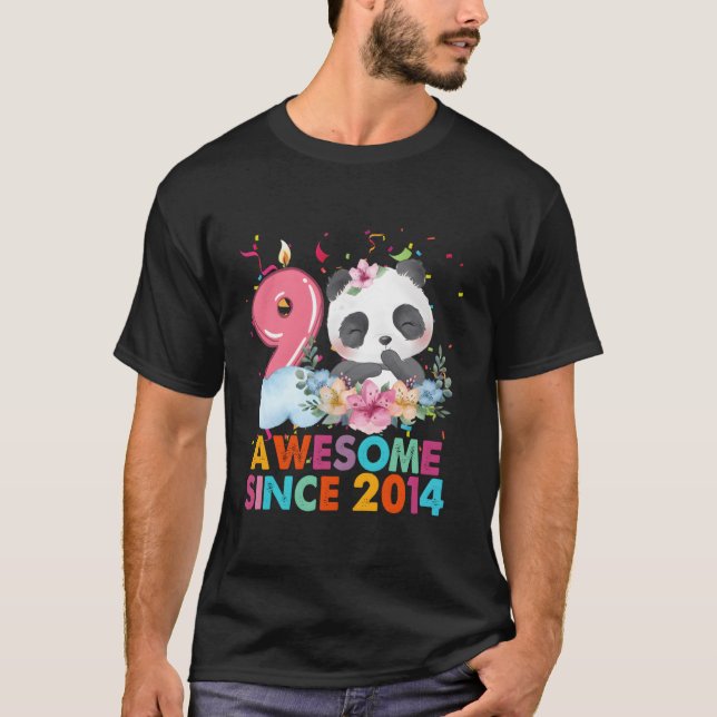 Camiseta 9 Incrível Desde 2014 Panda 9Th (Frente)