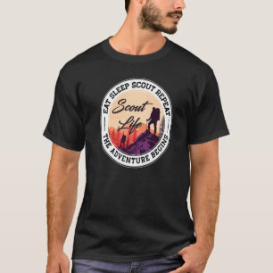 Camiseta A Aventura Começa A Comer Sleep Scout Repeat Scout