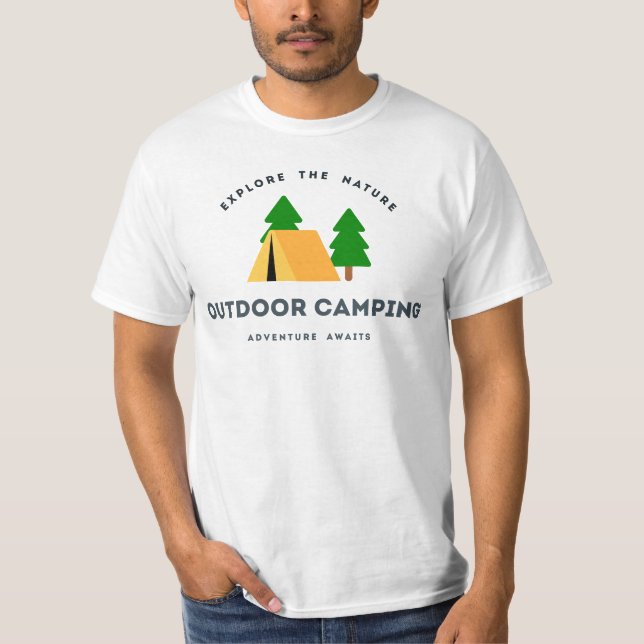 Camiseta A aventura de acampamento exterior espera o (Frente)