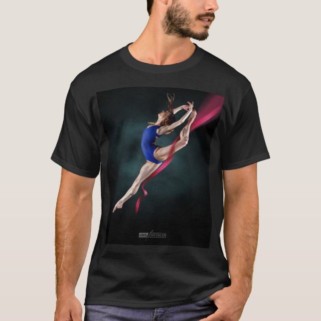 Camiseta A bailarina de Katya salta o Pin acima do t-shirt (Frente)