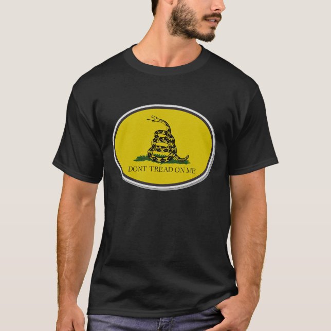 Camiseta A bandeira de Gadsden não pisa em mim o design (Frente)