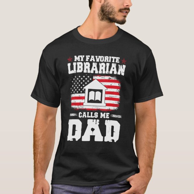 Camiseta A Biblioteca Favorita Me Chama Pai Incrível Faisão (Frente)