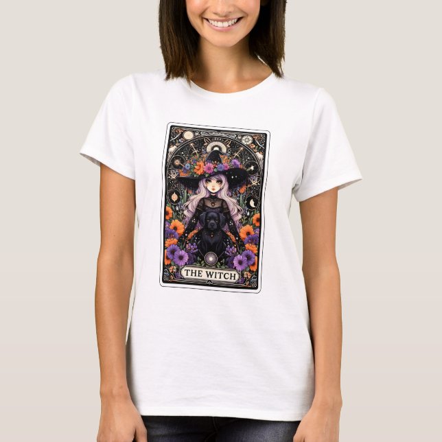 Camiseta A Bruxa Tarot com um Cachorro Negro (Frente)
