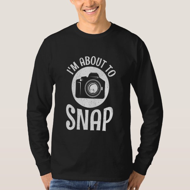 Camiseta A Câmera Prepara-Se Para Encaixar Fotografias Da C (Frente)