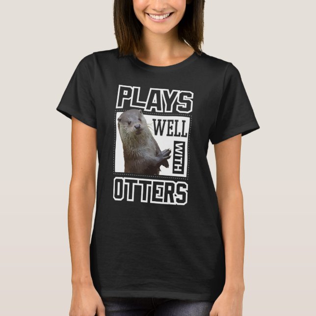Camiseta A Camisa-T Mais Longa Se Apresenta Bem Com Outras  (Frente)