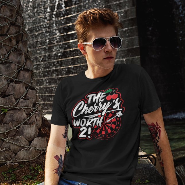 Camiseta A cereja vale 2 - Dart engraçado (Criador carregado)