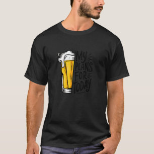 Camiseta A Cerveja bebendo é meu plano para hoje engraçado