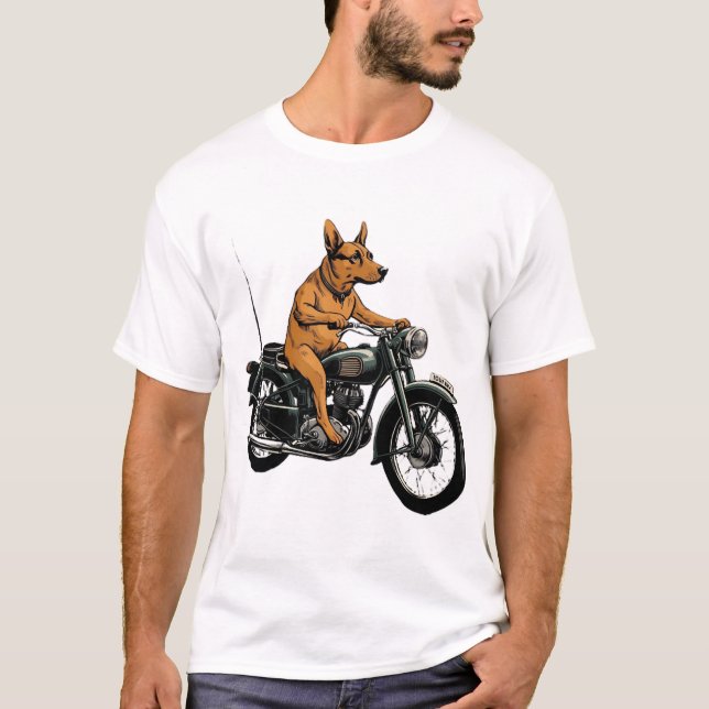 Camiseta A Cool Dog Riding a Motorcycle (Frente)