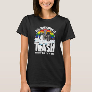 Camiseta A Discriminação É O gambá Orgulho gay de Lixo