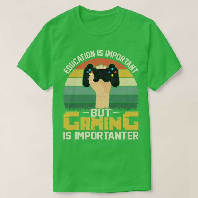 Camiseta A educação é importante, mas o jogo é importante (Frente do Design)