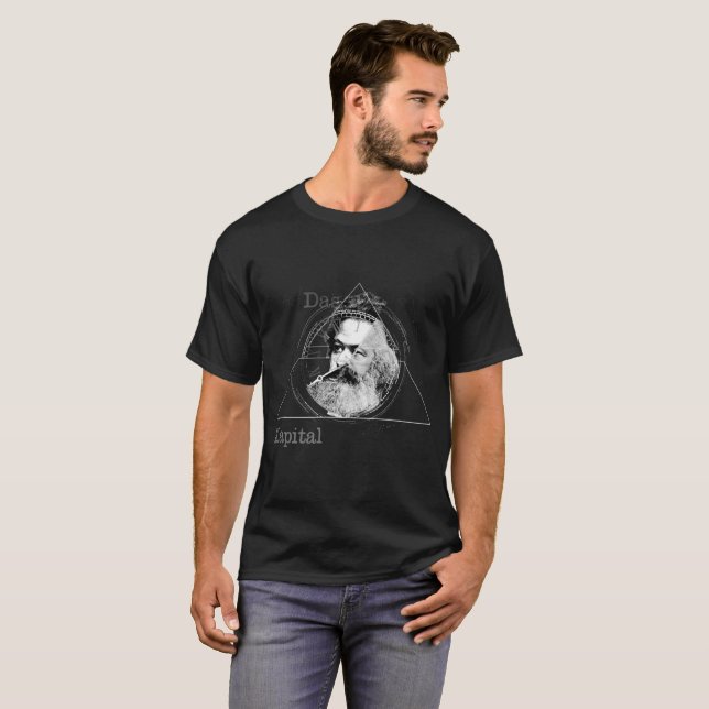 Camiseta A época da obscuridade de Marx (Frente Completa)