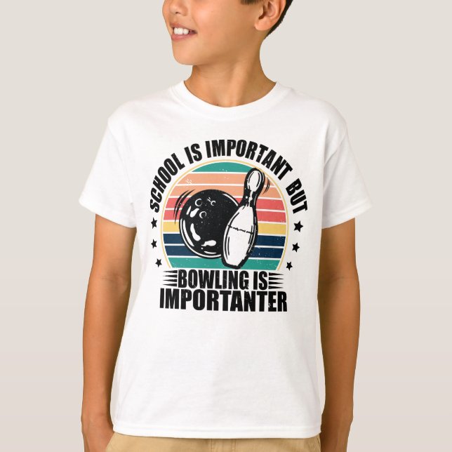 Camiseta A Escola É Importante, Mas A Boliche É Importante (Frente)