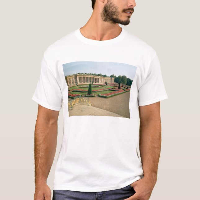 Camiseta A fachada do jardim do Trianon grande, 1687 (phot (Frente)