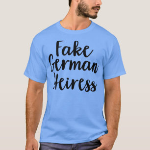 Camiseta A falsa herdeira alemã cortada 