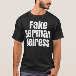 Camiseta A falsa herdeira alemã cortada 
