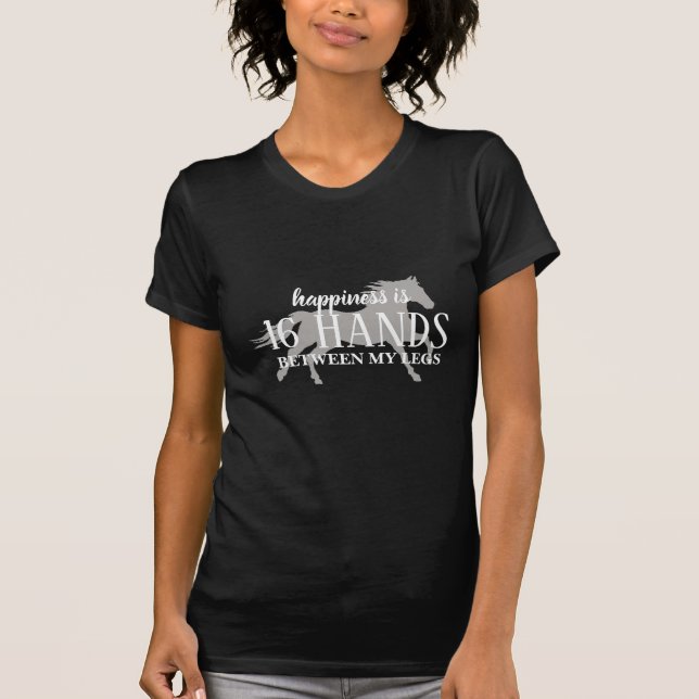 Camiseta A felicidade é 16 MÃOS entre as minhas pernas, T-S (Frente)