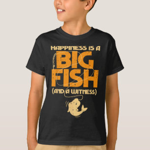 Camiseta A Felicidade É Um Grande Homem De Pesca Engraçado.
