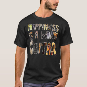 Camiseta A felicidade é uma guitarra morna
