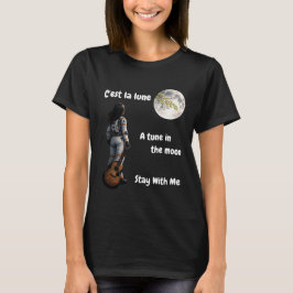 Camiseta  a female astronaut on the moon with a guitar