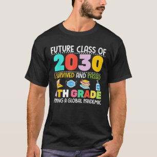 Camiseta A Futura Classe De 2030 I Sobreviveu-Se Ao 4º Grau