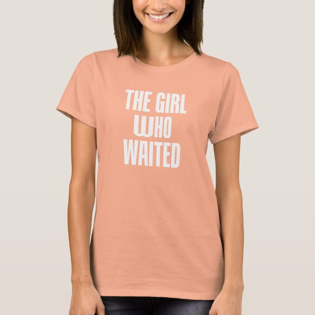 Camiseta A GAROTA QUE ESPERAVA A Tee (Frente)