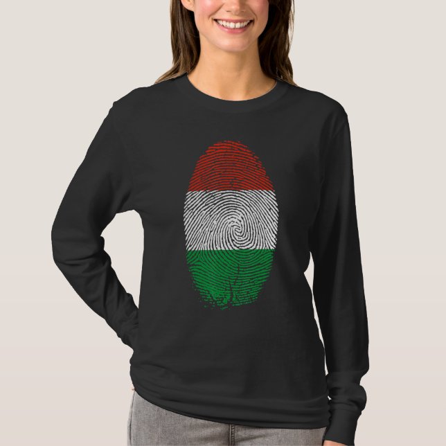 Camiseta A Impressão Digital De Bandeira Da Hungria Está No (Frente)