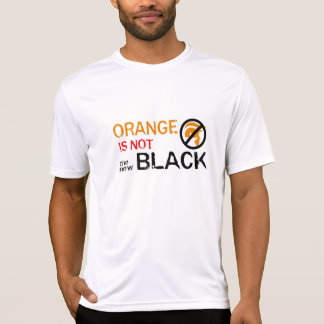 Camiseta A laranja não é o preto novo