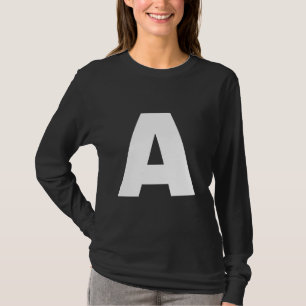 Camiseta A Letra A Maiúscula Texto Branco Simples Negrito