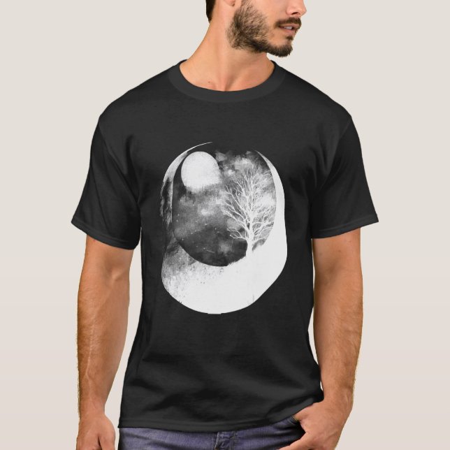 Camiseta A Lua Sol dos Homens de Montanha 19 (Frente)
