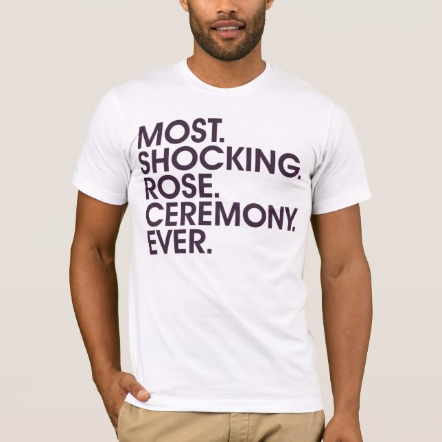 Camiseta A maioria. Choque. Aumentou. Cerimónia. Nunca. (Frente)