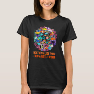 Camiseta A Maioria dos Peixes Gosta da Comida Um Pequeno Aq