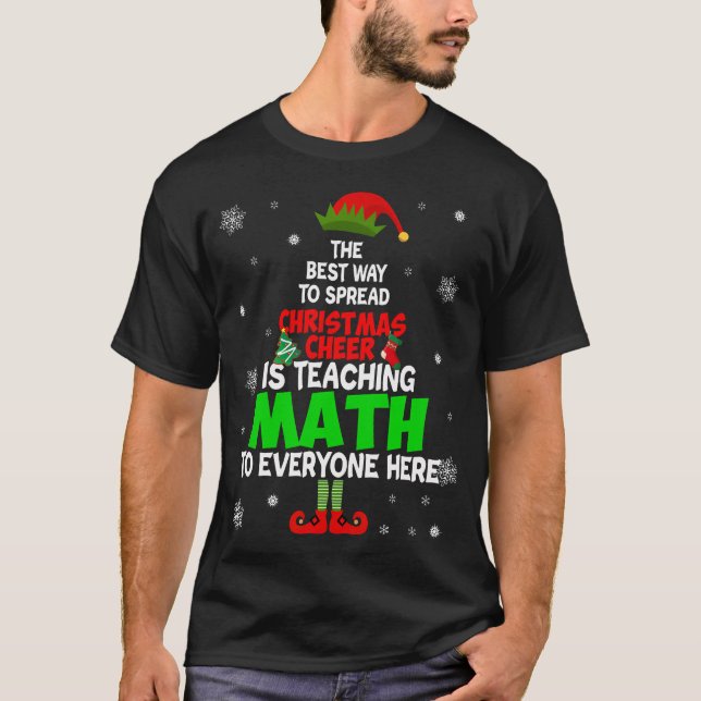 Camiseta A Melhor Maneira De Espalhar A Alegria De Natal É  (Frente)