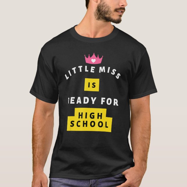 Camiseta A Menina Está Pronta Para Segundo grau Sarcástico  (Frente)