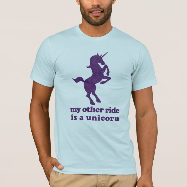 Camiseta A Minha Outra Viagem É Um Unicórnio Engraçado (Frente)