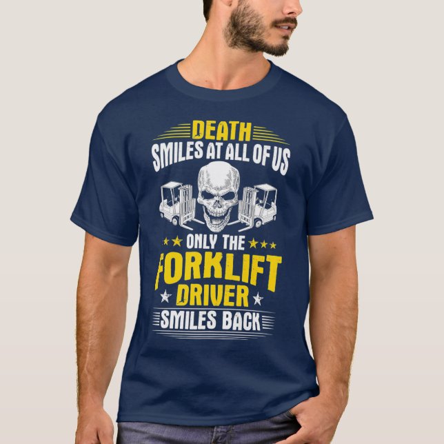 Camiseta A Morte Do Operador De Elevação Sorri Em Todos Nós (Frente)