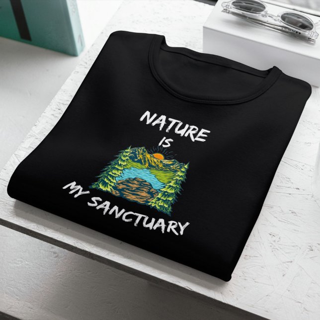 Camiseta A Natureza É O Meu Hikers Santuário E Hino (Criador carregado)